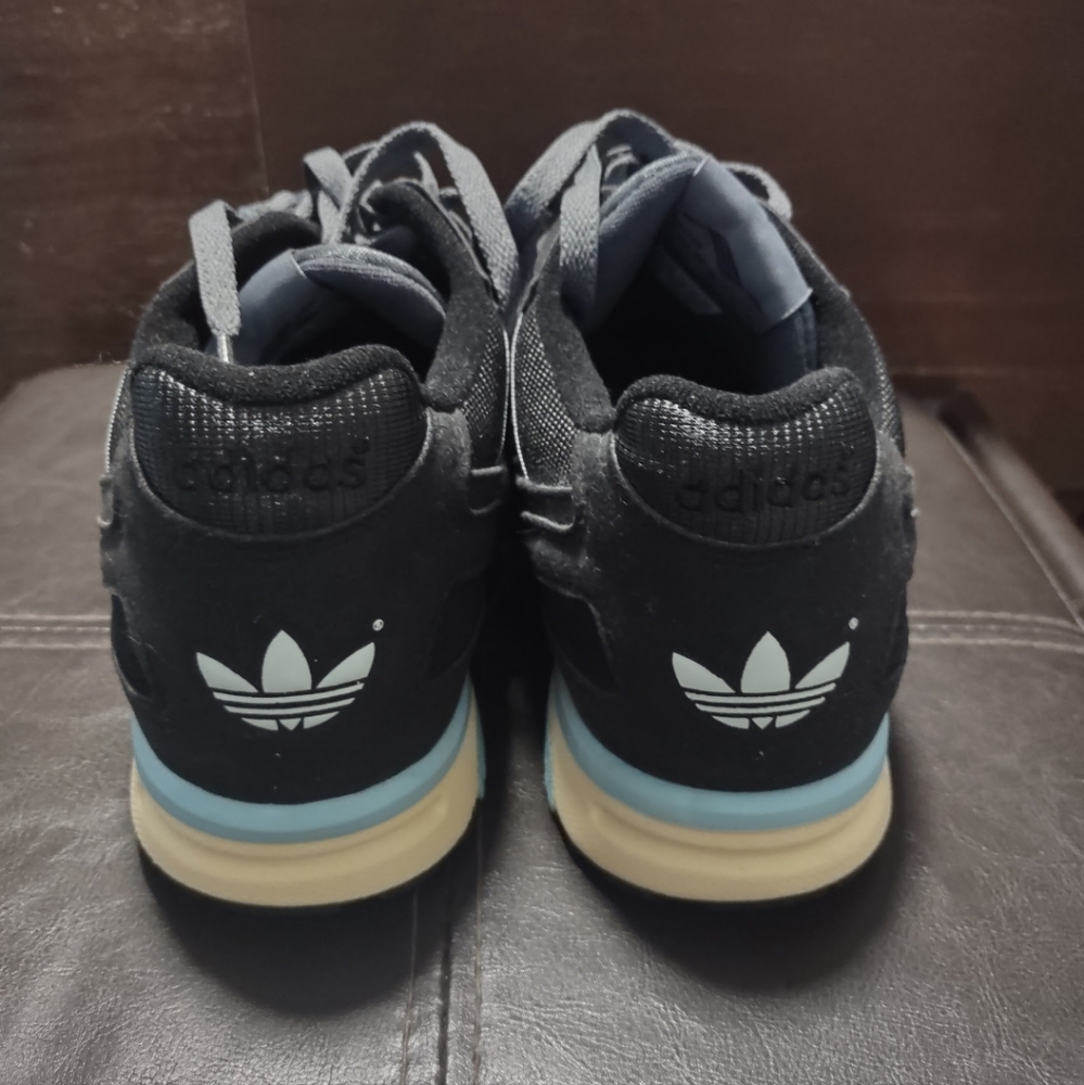 Adidas Torsion Black and Blue Sneakers - Picture 2 of 7